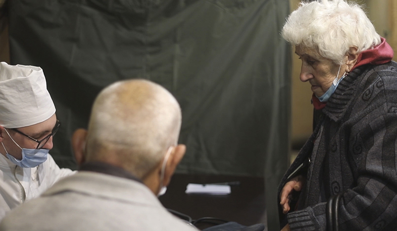 Более 800 жителей Нагорного Карабаха получили медицинскую помощь в полевом госпитале Минобороны РФ