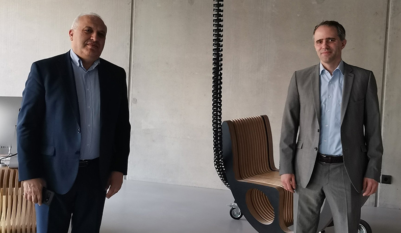 ԳԴՀ-ում ՀՀ դեսպանն այցելել է «Թումո» կենտրոնի բեռլինյան մասնաճյուղ