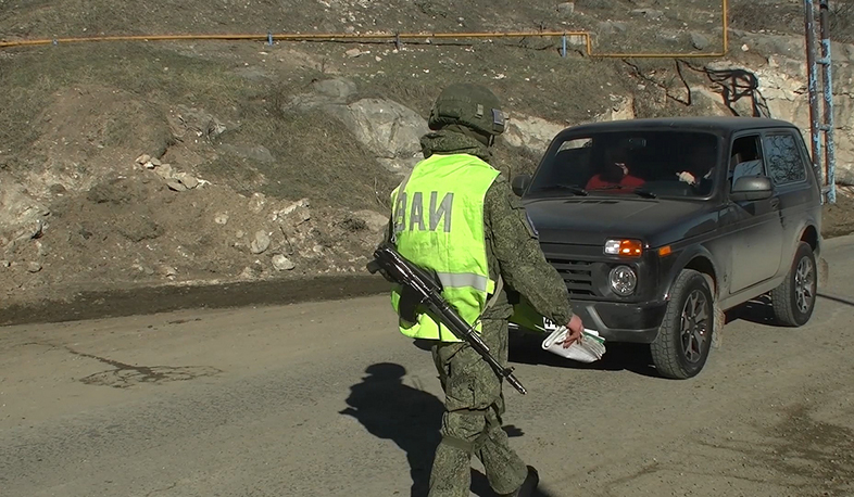 Российские миротворцы в Новый год обеспечивают безопасность возвращения беженцев