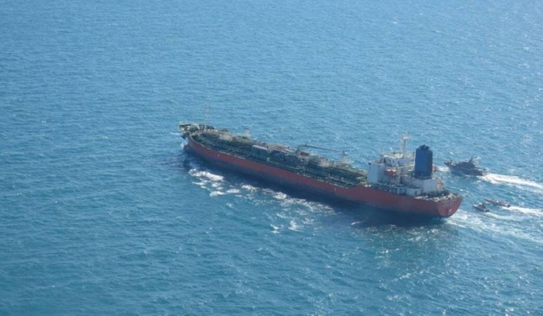 Иран захватил танкер с химическими веществами под флагом Южной Кореи