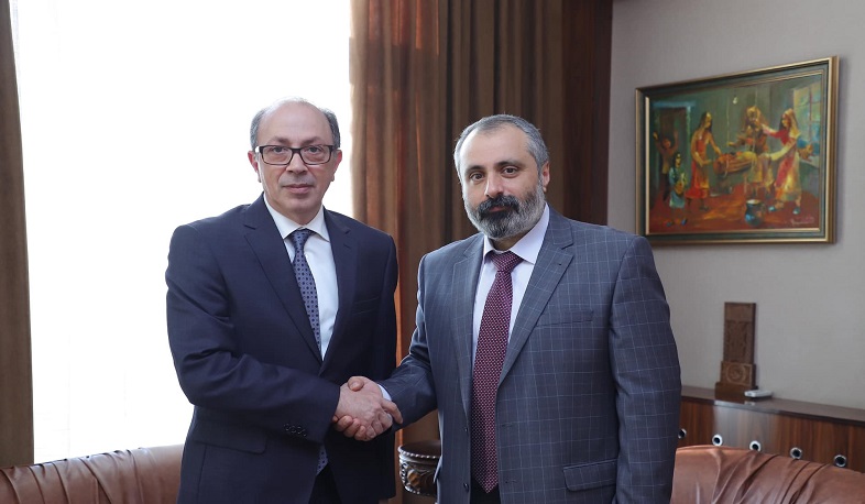 Ara Aivazian meets with the Artsakh Foreign Minister Davit Babayan