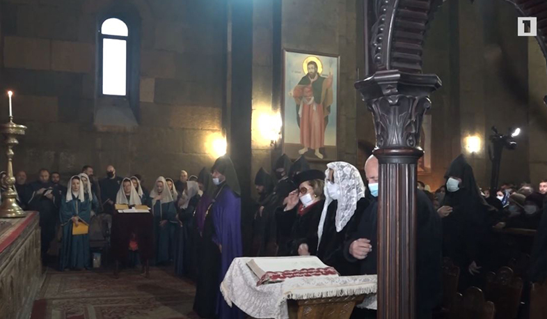 Ճրագալույցի Սուրբ Պատարագ՝ Սուրբ Գայանե եկեղեցում