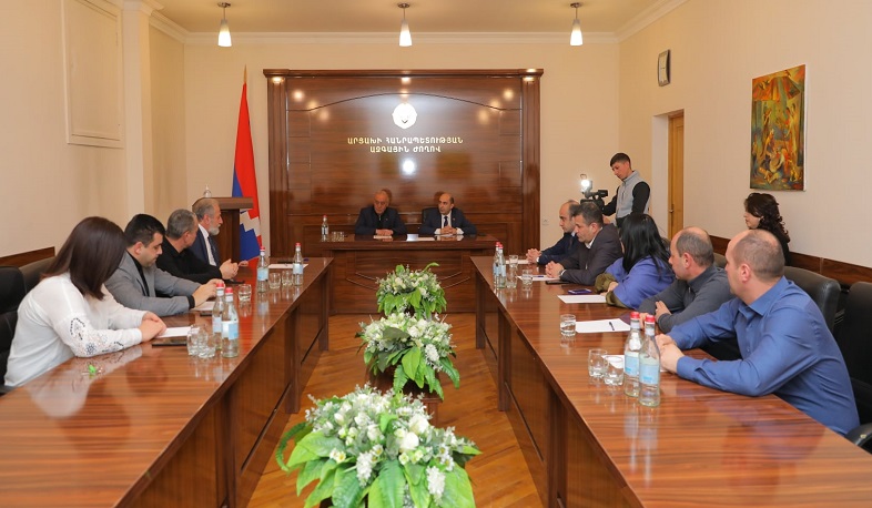 Էդմոն Մարուքյանը հանդիպումներ է ունեցել Արցախի ԱԺ նախագահի և խմբակցությունների հետ