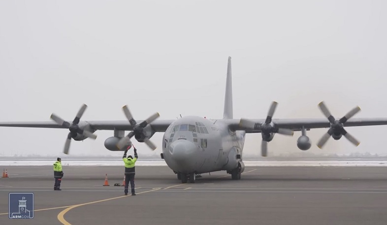 Из Греции в Армению прибыл второй самолет с гуманитарной помощью