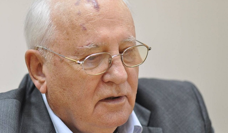 Горбачев рассказал, каким должно быть решение конфликта в Карабахе