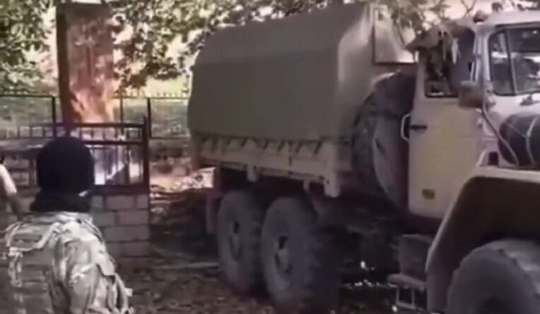 Азербайджанские вандалы разрушили армянский хачкар в Гадруте