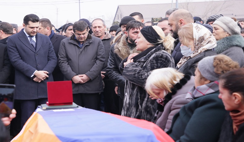 Արցախի նախագահն Արմավիրի մարզում ներկա է եղել պատերազմում զոհված Հակոբ Հարությունյանի հուղարկավորությանը