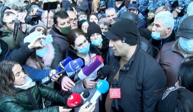 Ավարտվել է ժամկետային զինծառայողների ծնողների հանդիպումը վարչապետի հետ