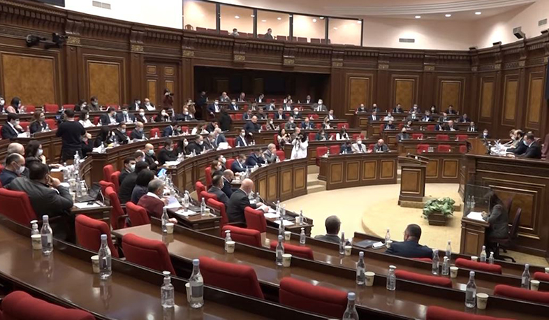 Այո, մենք ունենք լրջագույն խնդիրներ և այդ խնդիրների անունն է ընդդիմություն. բուռն բանավեճ ԱԺ-ում