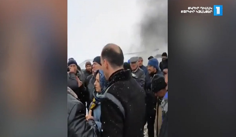 Սյունեցիները խոչընդոտել են ընդդիմադիրների մուտքը մարզ