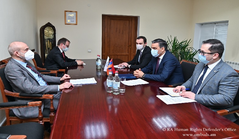 Арман Татоян обсудил с послом Германии в Армении вопрос возвращения армянских пленных