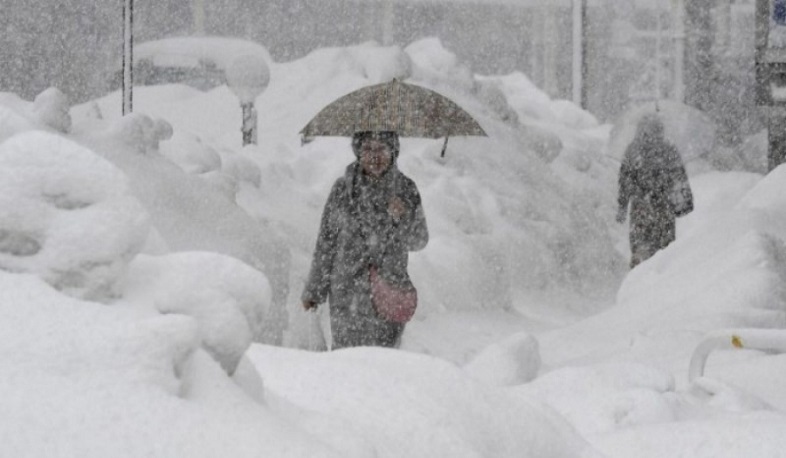 В Японии при уборке снега погибли более 60 человек