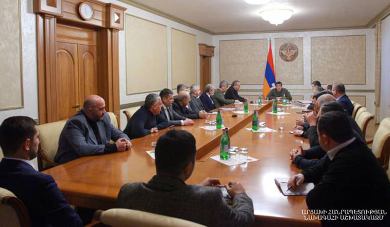 Arayik Harutyunyan convened an extended consultation on the draft state budget-2021of Artsakh