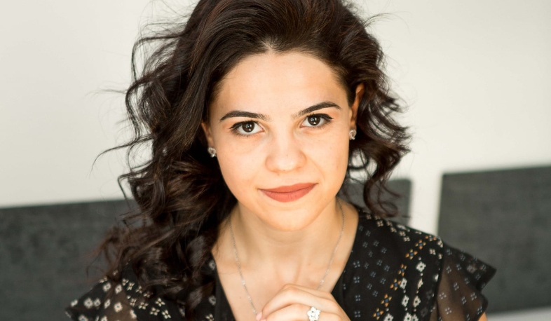 Իռլանդացի պատգամավորը պատերազմի հումանիտար հետևանքների վերաբերյալ զեկույց է պատրաստում. Հայրապետյան