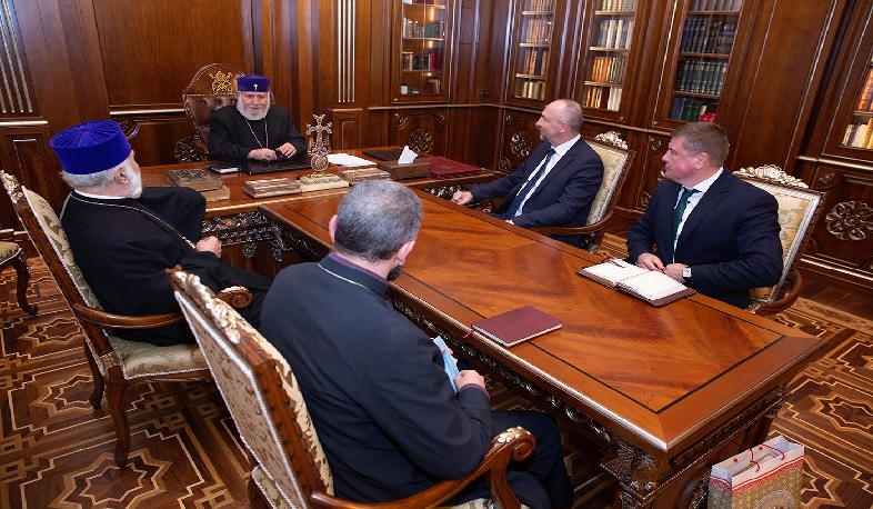 Ամենայն Հայոց Կաթողիկոսն ընդունել է Բելառուսի նորանշանակ դեսպանին