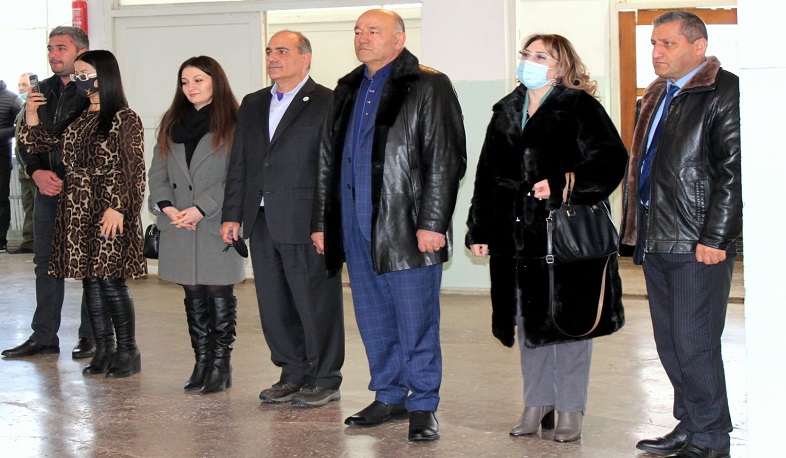 Սյունիքի մարզպետը Կապանի թիվ 3 միջնակարգ դպրոցում կարևորել է ՆԶՊ առարկայի պատշաճ դասավանդումը