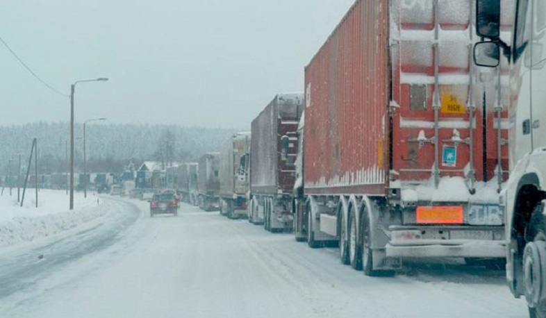 Լարսը կրկին փակվել է բոլոր տրանսպորտային միջոցների համար