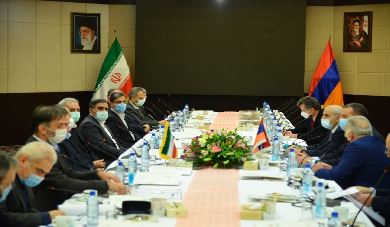 Vahan Kerobyan met with the Minister of Industry, Mines and Trade of the Islamic Republic of Iran