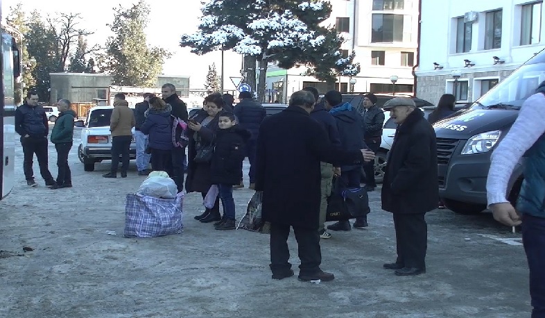 Из Еревана в Степанакерт прибыло 137 беженцев