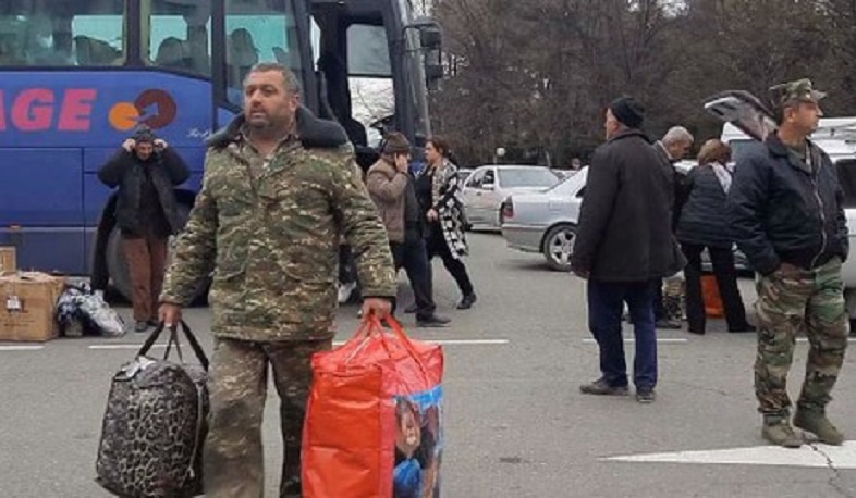 За сутки из Армении в Нагорный Карабах возвратилось 222 беженца