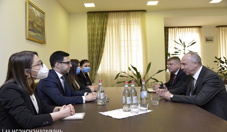 Ռուստամ Բադասյանը Բելառուսի դեսպանի հետ քննարկել է հակակոռուպցիոն պայքարին առնչվող մի շարք հարցեր