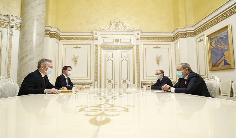 Премьер-министр Пашинян и госсекретарь МИД Франции обсудили вопросы экономического сотрудничества