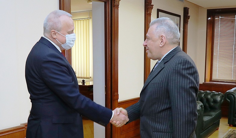 Russian Ambassador to Armenia visited the Ministry of Defense