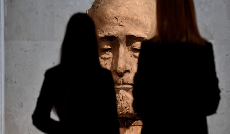 Բացվել է «Արա Հարությունյան. Կոմիտասից Կոմիտաս» ցուցադրությունը