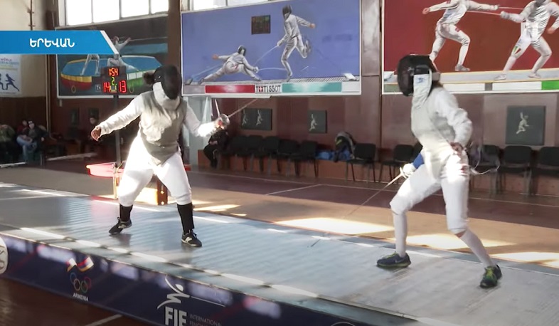 Երիտասարդ սուսերամարտիկները տարին մեկնարկում են Հայաստանի առաջնությամբ