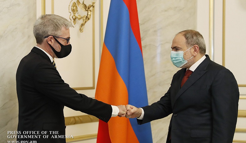Премьер-министр Пашинян обсудил с послом Швеции вопросы развития армяно-шведского сотрудничества