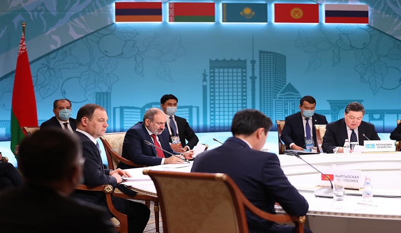 Премьер-министр принимает участие в заседании Евразийского межправительственного совета