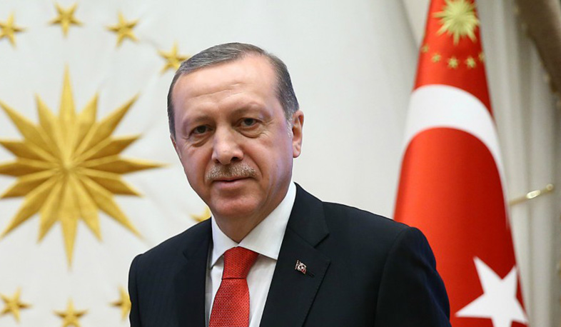 Соперники Эрдогана видят секретные мотивы в его желании переписать конституцию