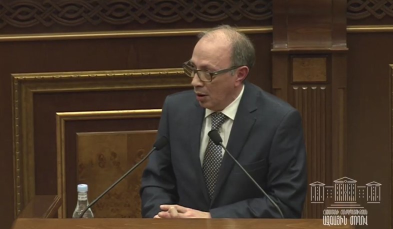 Դիվանագիտության համար ևս առաջնահերթ խնդիր եղել է և մնում է անվտանգության ամրապնդումը. Այվազյան