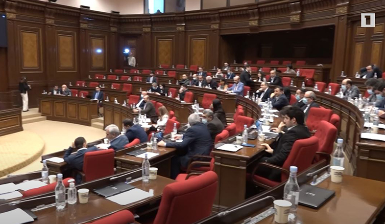 Խորհրդարանական թեժ բանավեճ՝ «Բարձրագույն կրթության և գիտության մասին» օրենքի շուրջ