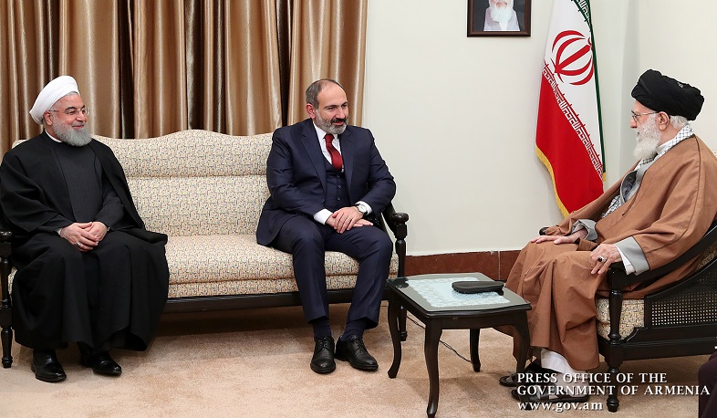 Վարչապետը շնորհավորական ուղերձներ է հղել Իրանի նախագահին և հոգևոր առաջնորդին՝ Իսլամական հեղափոխության հաղթանակի 42-ամյակի առթիվ