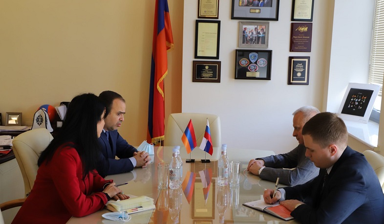 Zareh Sinanyan met with the Russian Ambassador to Armenia