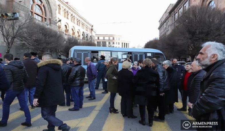 Ցուցարարները փակել էին Տիգրան Մեծի պողոտան