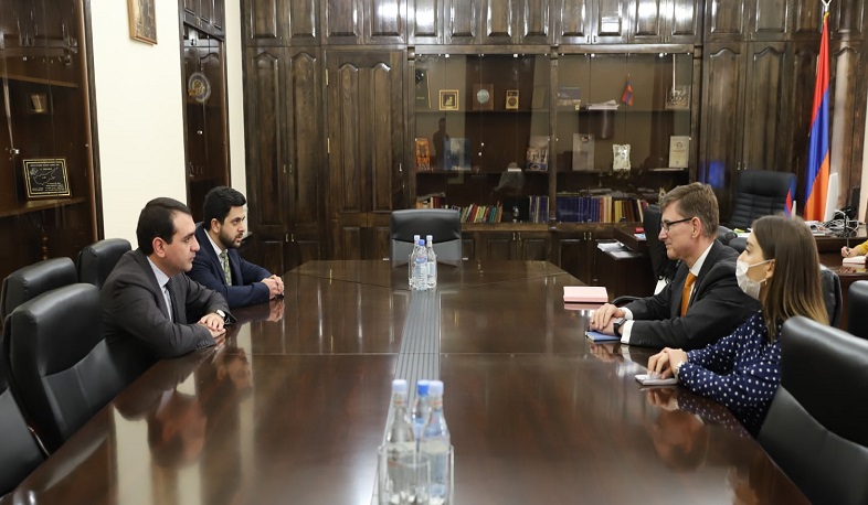 Հայ-նիդերլանդական բարեկամական հարաբերությունների մասին գիտենք դեռ 88-ի ծանր տարիներից. Շիրակի մարզպետ