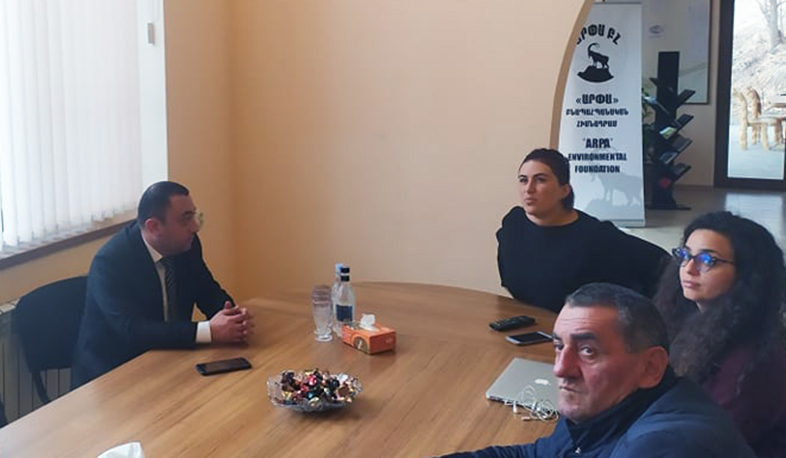 Վայոց ձորի մարզպետը հանդիպել է «Արփա» բնապահպանական հիմնադրամի ներկայացուցիչների հետ