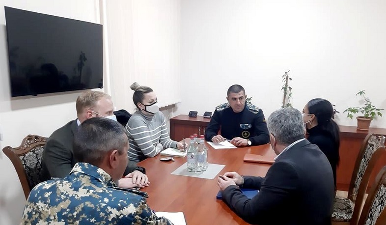 ԱԻՊԾ տնօրենը Արցախում ԿԽՄԿ առաքելության ներկայացուցիչների հետ քննարկել է աճյունների որոնողական աշխատանքների ընթացքը