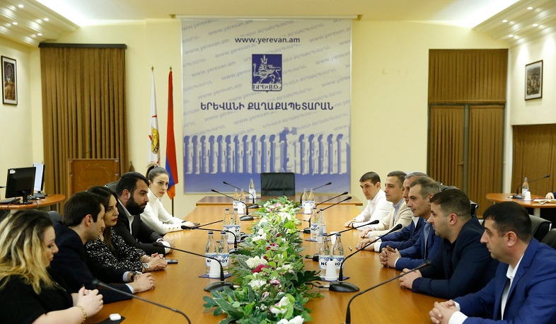 Երևանը շարունակելու է աջակցություն ցուցաբերել Ստեփանակերտին. հանդիպել են երկու քաղաքների ավագանիների անդամները