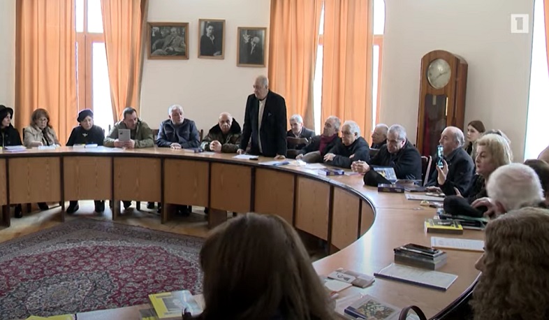 Միանգամից երկու մրցանակաբաշխություն՝ Գրողների միությունում