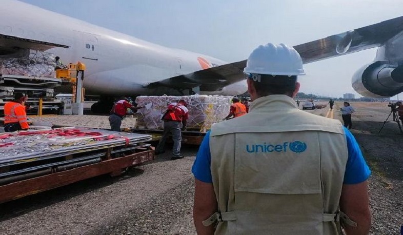 Более 10 крупнейших международных авиаперевозчиков помогут ЮНИСЕФ с доставкой вакцин и медицинского оборудования для борьбы с пандемией