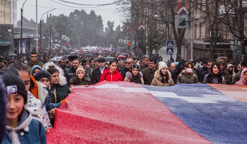 Президент Арцаха принял участие в шествии, посвящённом 33-й годовщине Арцахского движения