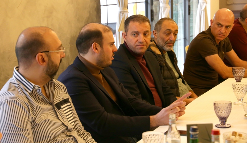 Վահան Քերոբյանը հանդիպել է Ռեստորանների հայկական միության անդամների հետ