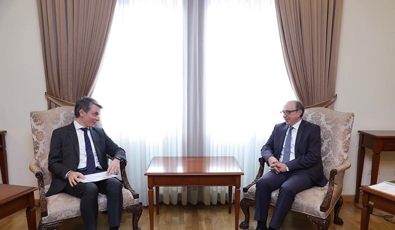 Министр иностранных дел Армении принял Дмитрия Марьясина