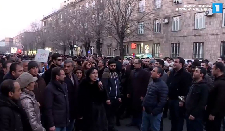 «Հայրենիքի փրկության շարժման» երթը. բողոքի ակցիա՝ Երևանում