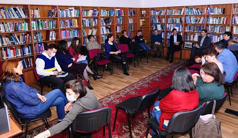 «Հայ օգնության ֆոնդը» հանդիպել է Արցախից տեղահանված բժիշկներին