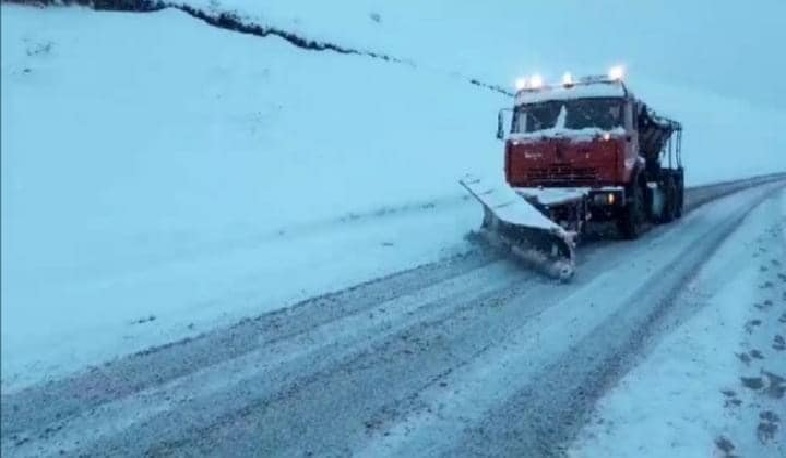 Սևանա կղզուց մինչև Դիլիջանի թունել ճանապարհահատվածում բուք է