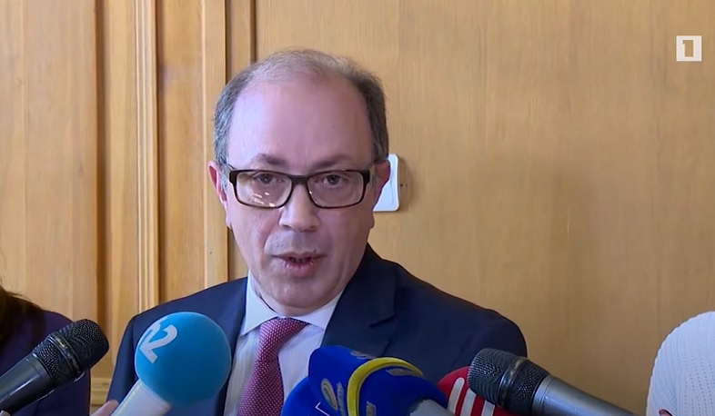 Международное давление на Азербайджан по вопросу возвращения пленных все растет: Ара Айвазян